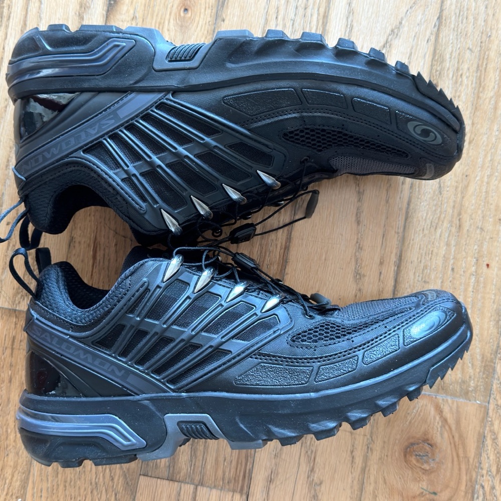 Salomon ACS Pro Lightly Worn size 11 Men’s black